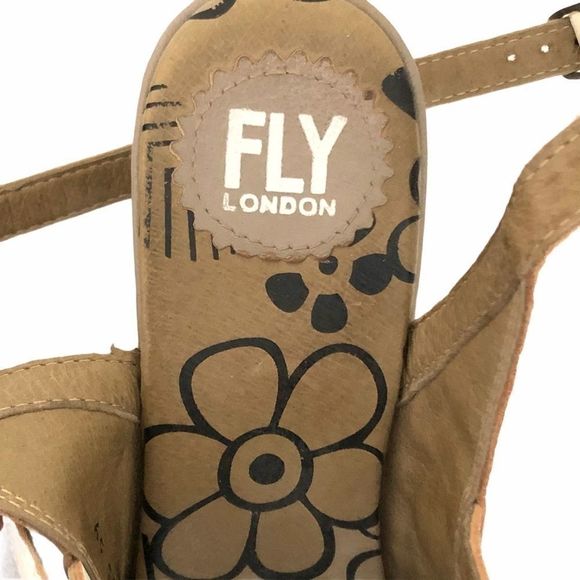 FLY LONDON leather funky strappy  wedge sandals - Picture 11 of 12